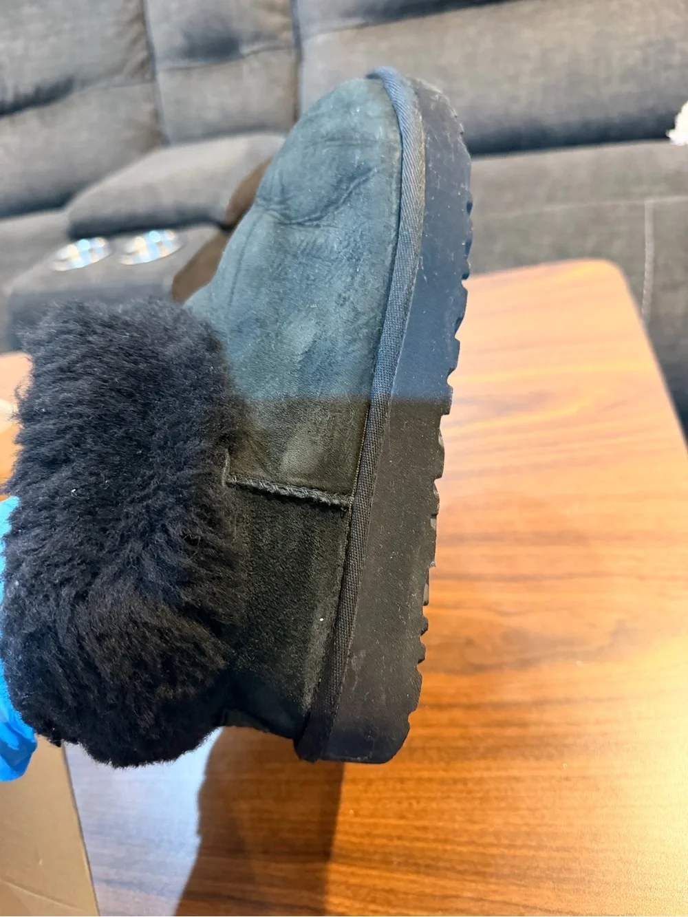 UGG Women’s Black Shearling Cuff Ankle Booties size 9